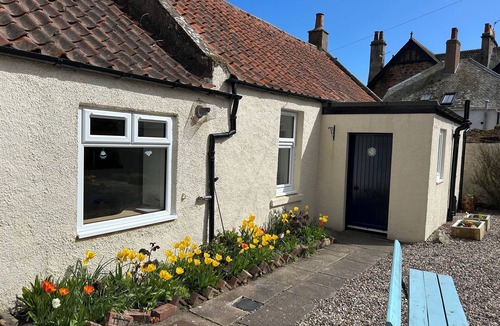 Crail Cottage | No50 - one bedroom cottage, south facing courtyard in Crail.