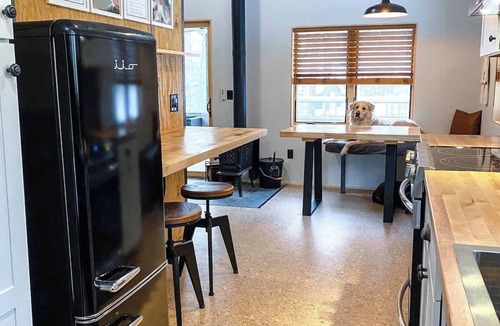 Traverse City House | Nook Up North: Secluded w/HotTub