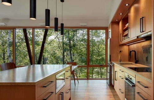 Clam Falls Cabin | Nordlys Lodging Co. - LongHouse