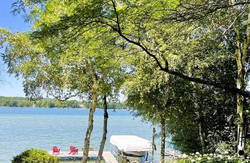 Lake Leelanau House | North Lake Leelanau Waterfront close to Leland Hot Tub, Sunsets!