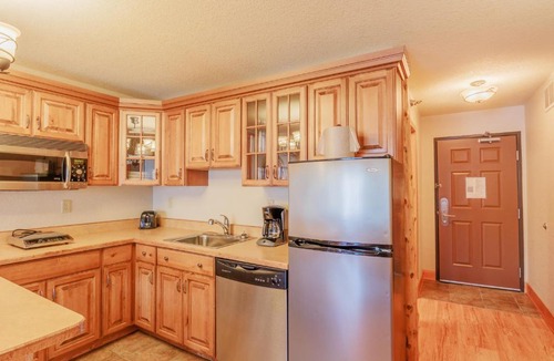 Biwabik Apartment | North Ridge Mountainside Condo