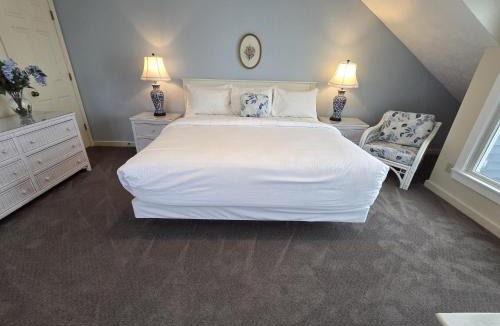 Traverse City House | North Shore Inn TC 309