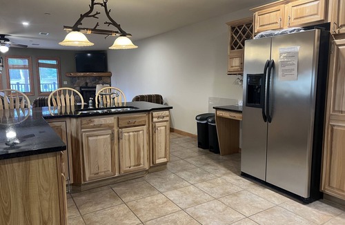 Arkdale Condo | Northern Bay Golf Resort and Marina - 3 bed on Castle Rock Lake!