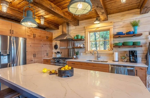 Ely Cabin | Northern Exposure Modern Log Cabin