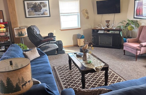 Watford City Hotel | Northern Lights Lodge