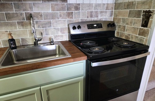 Bellaire House | Northern Michigan. Sleeps 8, 3 bedrm 2 baths outddor pool summer. close to lakes