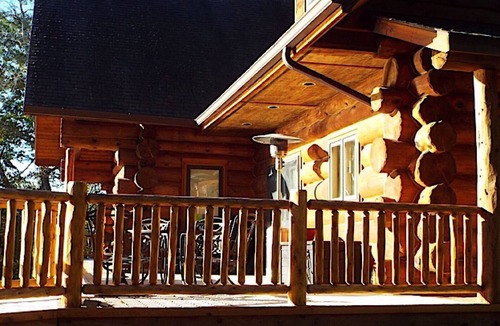 Lewiston Cabin | Northern Serenity at the rustic White Stag Lodge