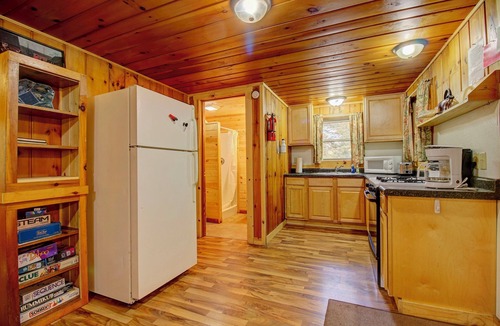 Lac du Flambeau Cabin | Northern Wisconsin Summer/Fall Family Cabin! Very Quiet! Pet Friendly!