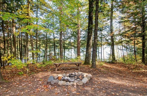 Lac du Flambeau Cabin | Northern Wisconsin Summer/Fall Family Cabin! Very Quiet! Pet Friendly!