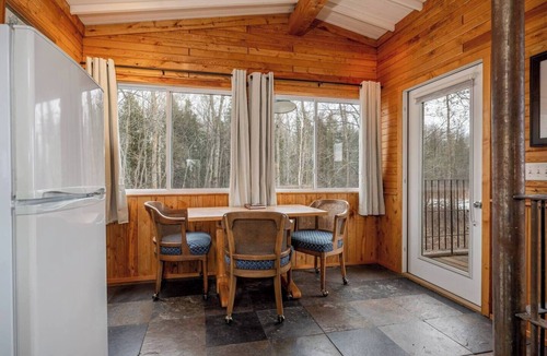 Bovey Apartment | Northland Wonderhut with woodfire Sauna