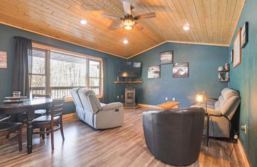 Stone Lake House | Northwoods Escape: Relaxing Retreat w/Deck