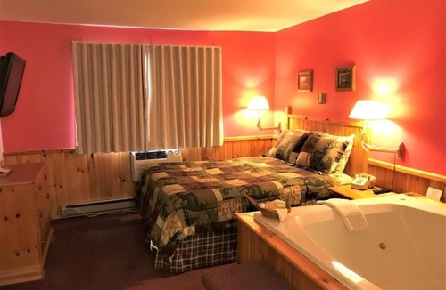 Minocqua Hotel | Northwoods Inn & Suites