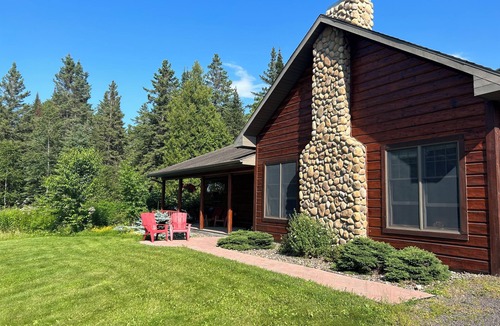 Amnicon House | Northwoods Lodge Style Paradise House Permit: TBES-BBSMJP