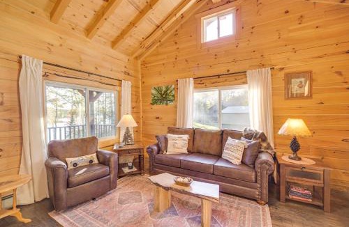 Hayward House | Northwoods Nature Escape! Lakefront Hayward Cabin
