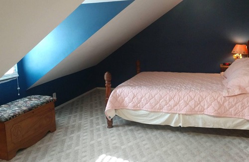 Lebanon House | Not-Quite-A-Presidential Suite at Empire Estate