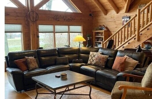 Shelbyville Cabin | Not your Mother’s Log Cabin!