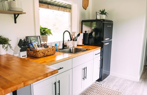 New Plymouth Cottage | Nova Cottage Tiny House Shipping Container
