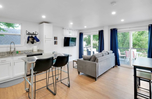 Phoenix Hill Apartment | NuLu Container Home: Short Walk to Distilleries, Breweries, Restaurants, and Shopping!