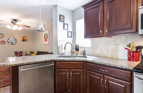 Phoenix Hill House | NuLu Gem: 3BR 2BA Near Downtown & Dining