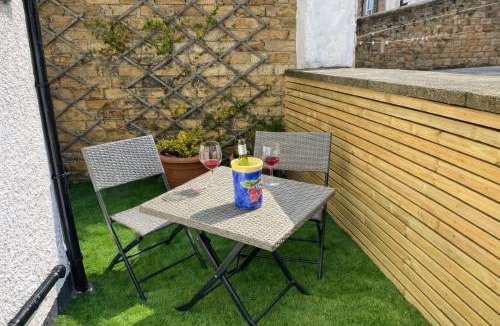 Amble House | Number Ten