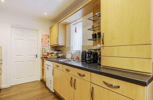 Fenham House | Numero Uno Detached Apart House