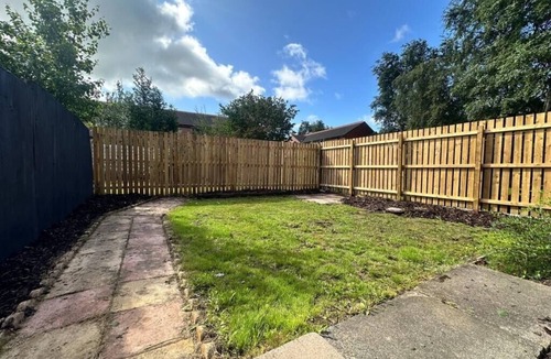 Carlisle House | Oakleigh Way, Carlisle - 2 Bedroom, sleeps 4, Fully furnished