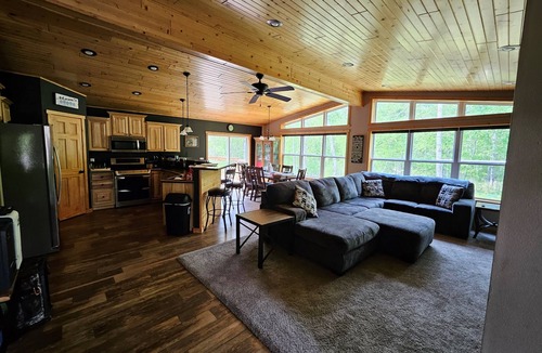 Saginaw House | Oasis in Saginaw - Pvt Pool, Hot Tub