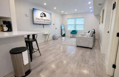 East Daytona House | Oasis on Atlantic Drive (On Strip)