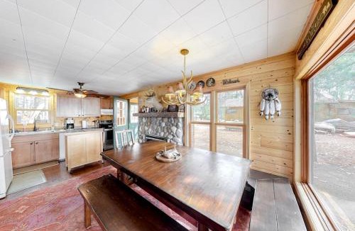 Lac du Flambeau House | Oberland Retreat