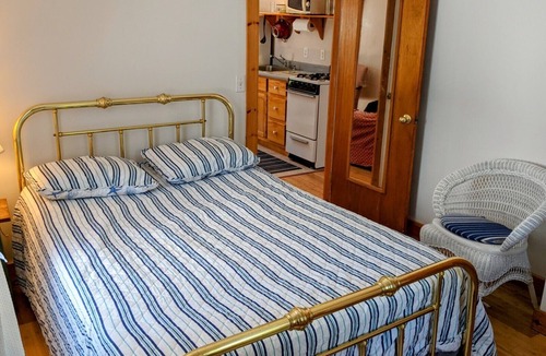 Hyannis Cottage | Ocean Street Cottage