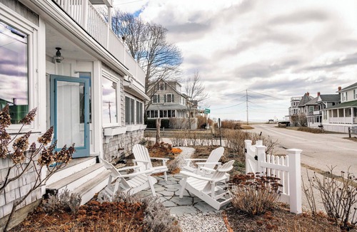 Kennebunk Condo | Ocean views, ocean access - 3 minute walk to Mother's Beach’s and the KBIA.