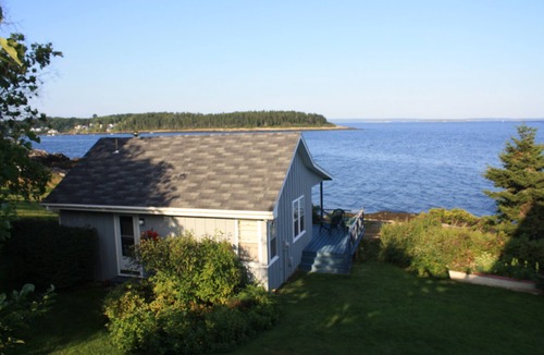 Mid-Coast and Islands Cottage | Ocean Watch - Relax and let the ocean sweep you away at this charming retreat