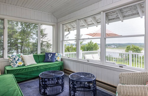 Cape Elizabeth House | Oceanfront farmhouse on a private beach!