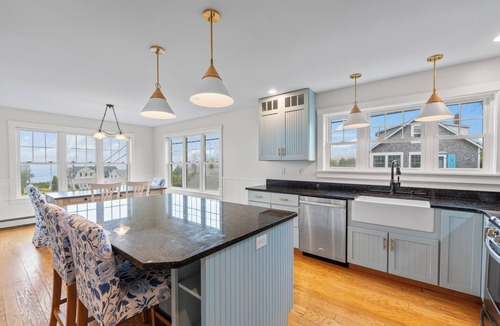 Mid-Coast and Islands House | Oceanside Oasis, New Listing, Steps from the Ocean, Perfect Bailey Isl Escape