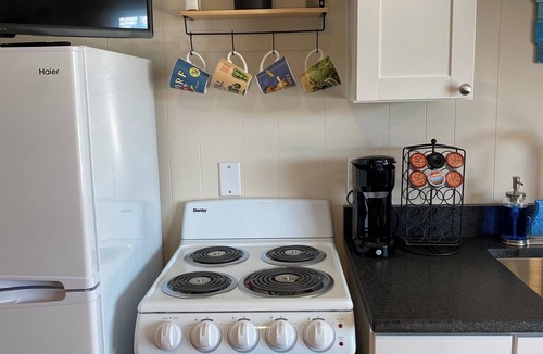 Old Orchard Beach Condo | Oceanview! Cozy Condo with Kitchen, Living Area, Porch, 2 Reserved Parking Spots
