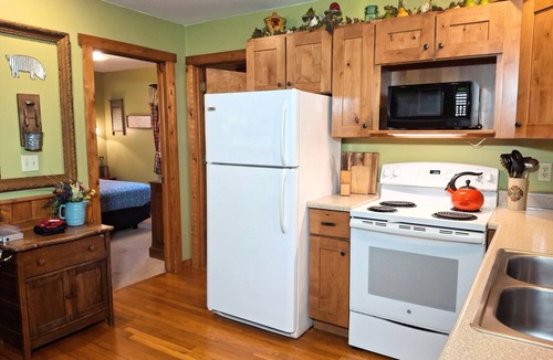 Logan Cabin | Old Man's Haven - Cabin 1