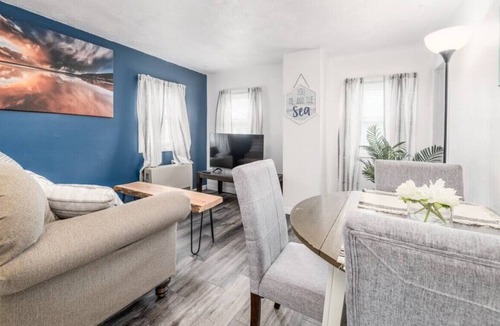 Ocean Park Apartment | Old Orchard Beach Apt -10 Minute Walk to The Beach