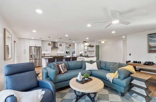 Scottsdale Estates Six House | Old Town Getaway Resort-Style Pool and Firepit Private Backyard
