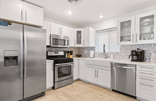 Peaceful Valley House | Old Town Oasis w/Heated Pool, Hot Tub, & Fire Pit