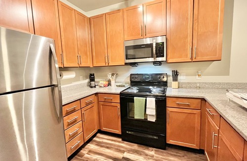 Indianapolis Apartment | Oliver Capital | Relaxing Zen Suite