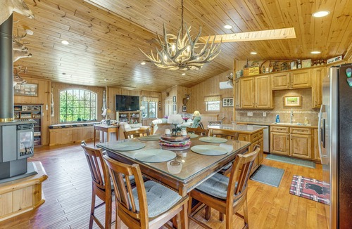 Maple City Apartment | On 4 Acres! Retreat w/Lake Access in Maple City
