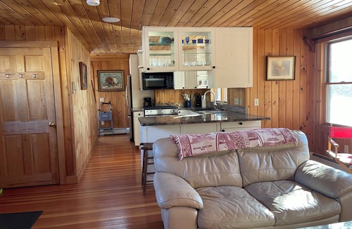 Orleans Cabin | On Bakers Pond, an Upscale Cabin