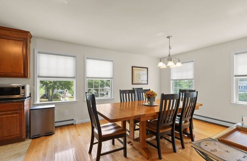 Wareham Center House | On The Shore - Swifts Beach Retreat - Sleeps 8