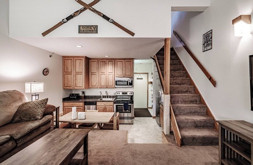 Sunday River Area Condo | One bedroom Cascades C-7, sleeping 6, fireplace!