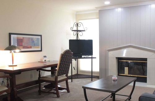 Greenwich Apartment | One Bedroom, First Floor.