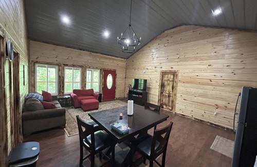Frenchburg Cabin | One Big Holiday at Red River Gorge