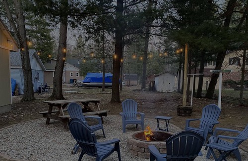 Higgins Lake House | Only 500 feet from Higgins Lake!