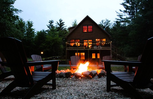 Greenwood Ski Chalet | Only a 200-Yard Walk To West-Side Mount Abram Ski Resort & Bike Park.