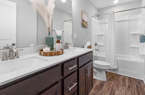 Clarksville House | Orange Bliss Hideaway: A Slice of Peace and Quiet in the Middle of the Action