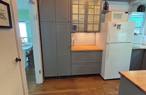 Alden Cottage | Original Torch Lake Cottage from 1910